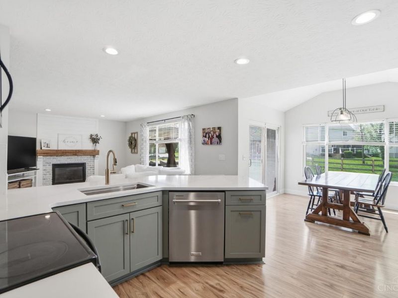 1211 Emery Ridge Drive, Union Twp, OH 45103 Photo 12