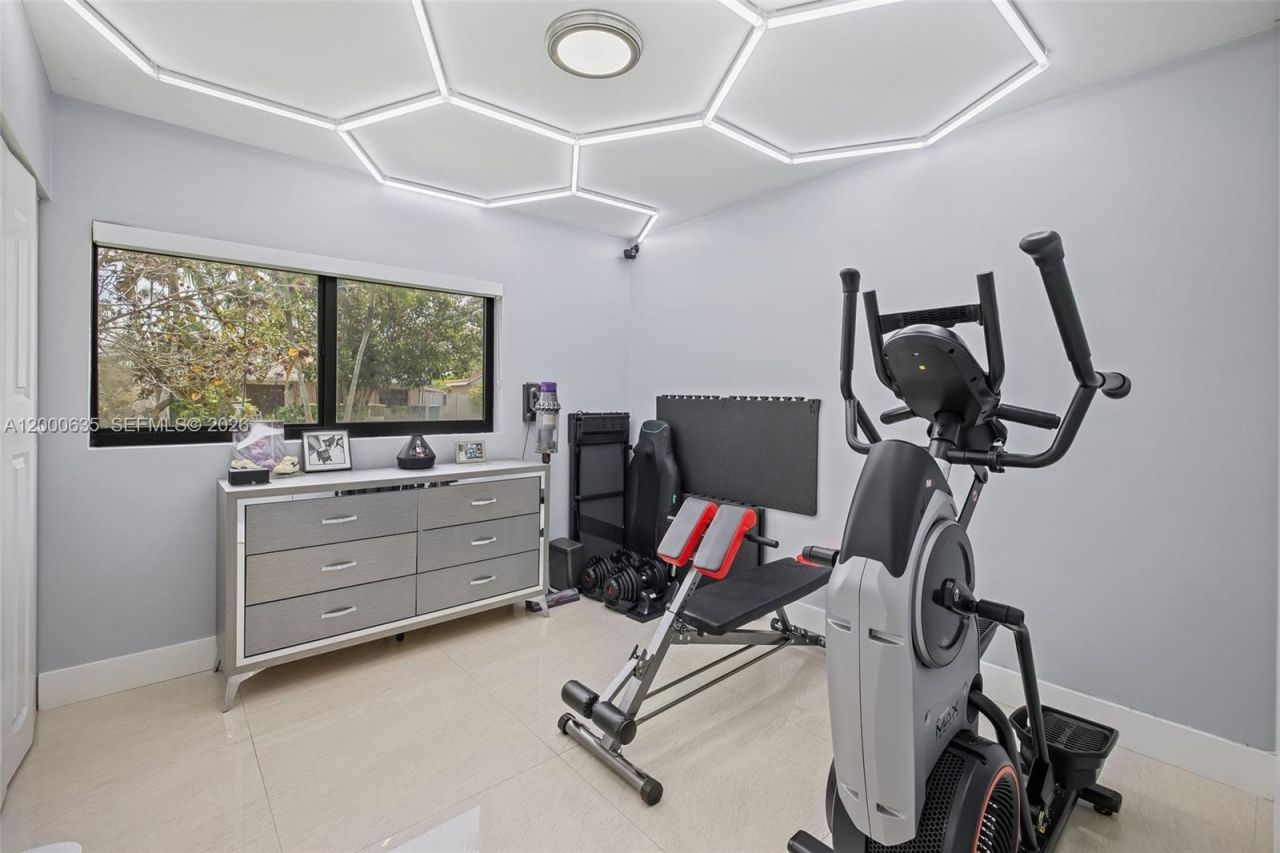 12535 SW 31st Ter, Miami, FL 33175 Photo