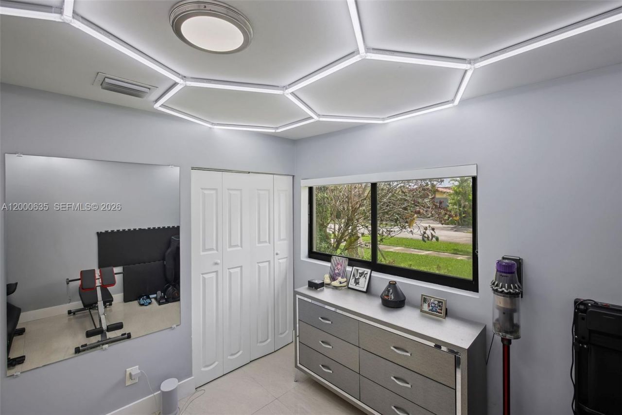 12535 SW 31st Ter, Miami, FL 33175 Photo