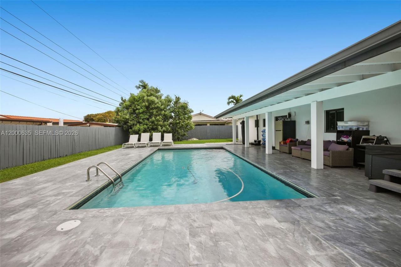 12535 SW 31st Ter, Miami, FL 33175 Photo