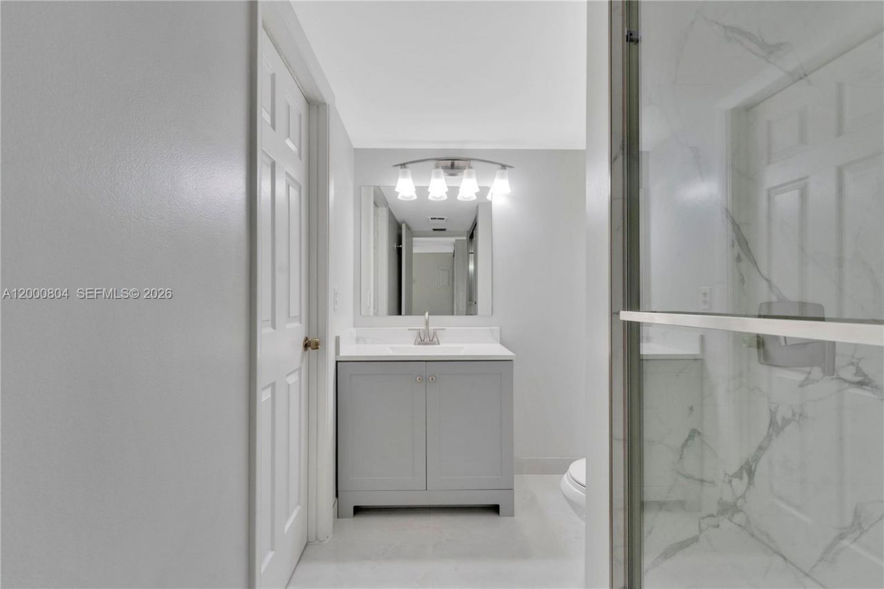 1799 Fairview Villas Dr , Unit 1, Palm Springs, FL 33406 Photo