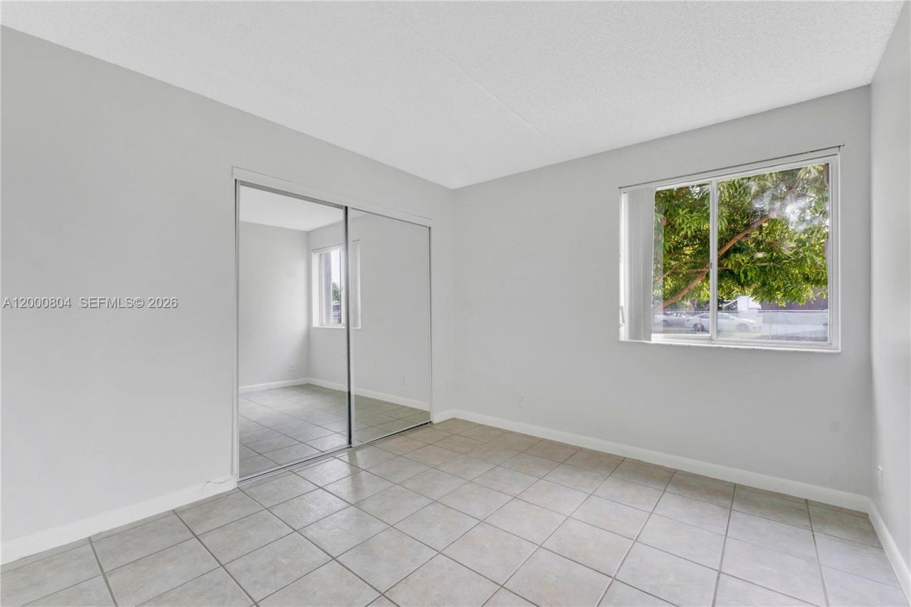 1799 Fairview Villas Dr , Unit 1, Palm Springs, FL 33406 Photo