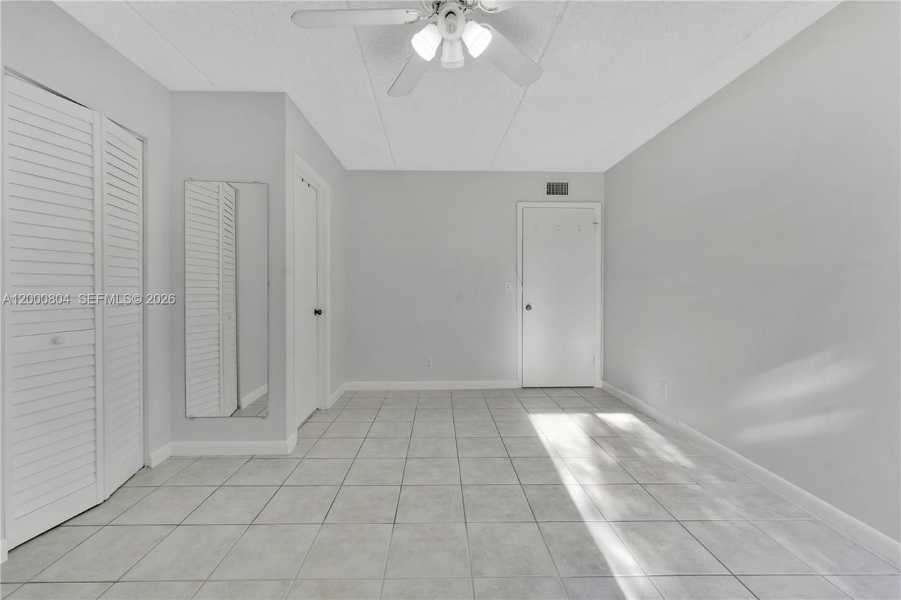 1799 Fairview Villas Dr , Unit 1, Palm Springs, FL 33406 Photo