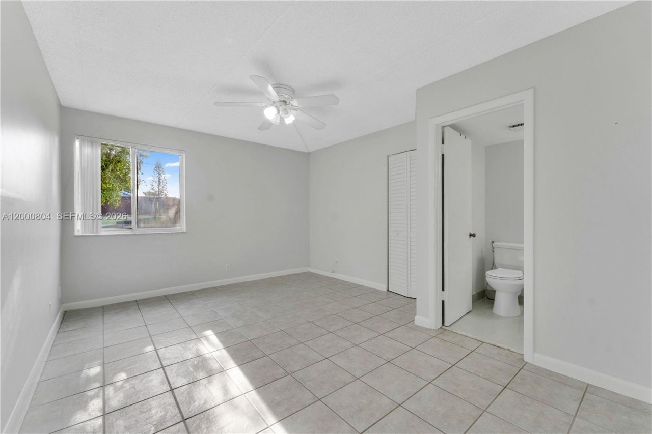 1799 Fairview Villas Dr , Unit 1, Palm Springs, FL 33406 Photo