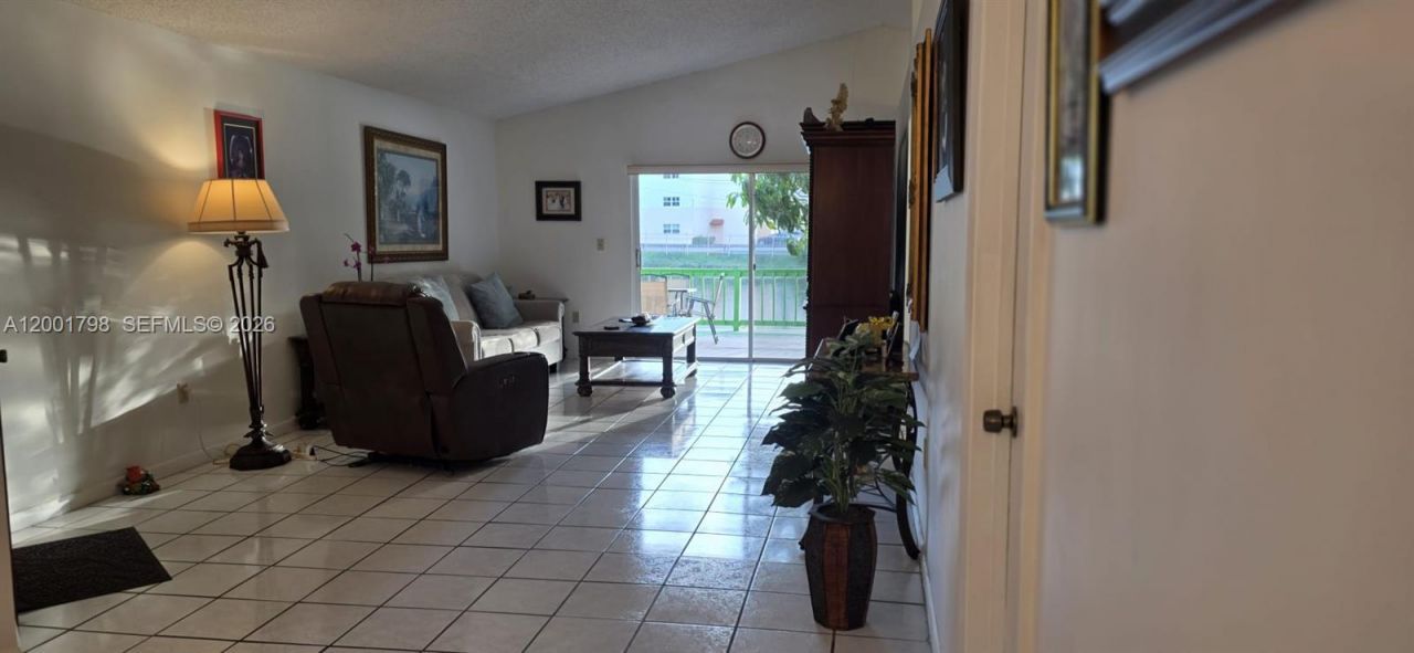 14971 SW 75th Ter, Miami, FL 33193 Photo