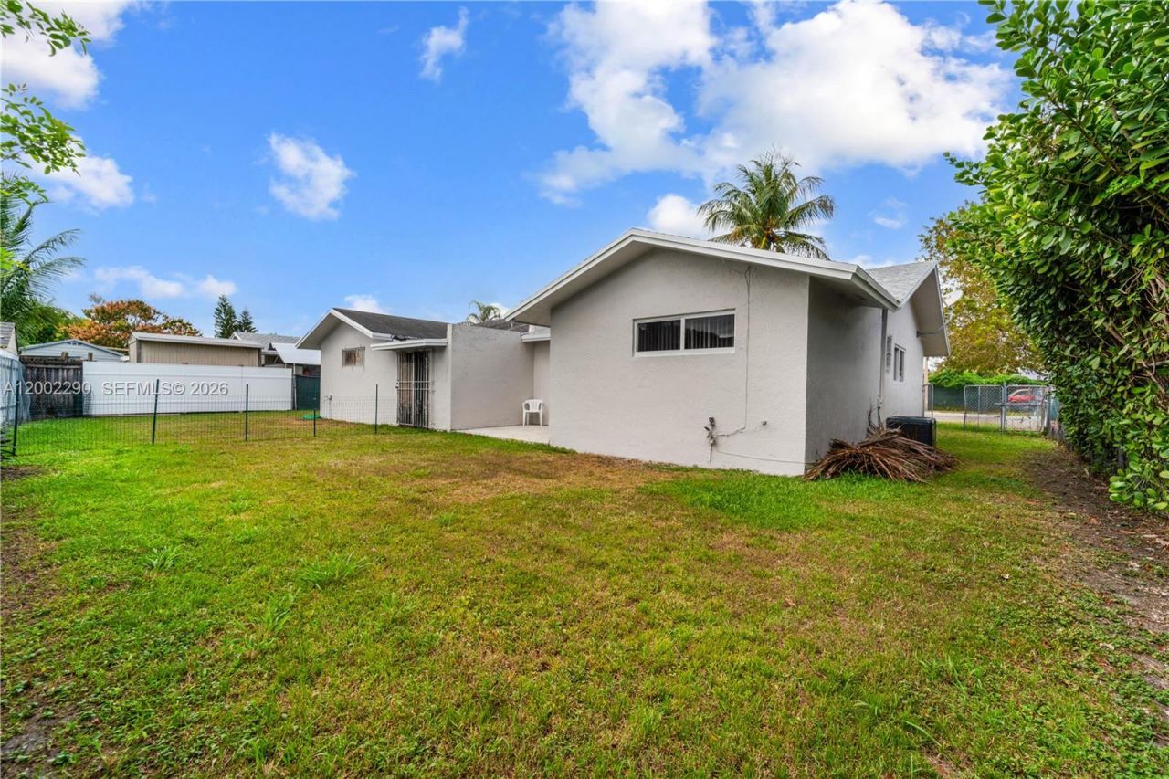 11310 SW 189th St, Unit 11310, Miami, FL 33157 Photo