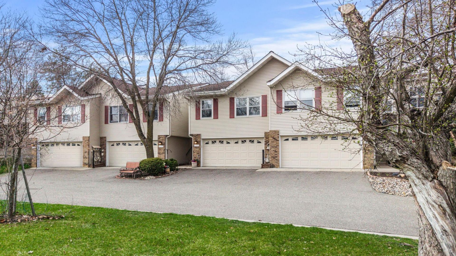 4211 Heine Court, Eagan, MN 55122 Main Photo