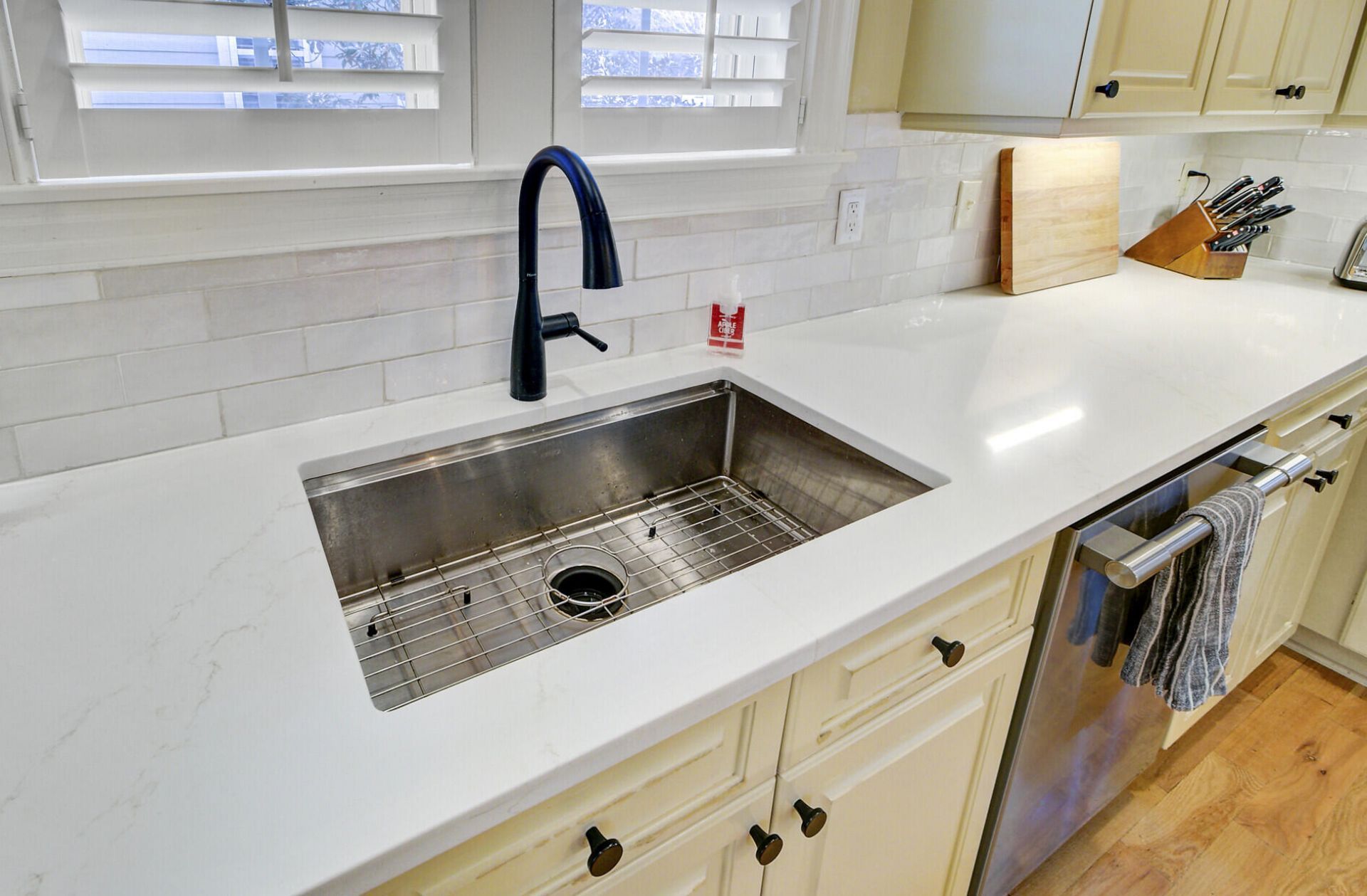 1709 Doldridge Street Photo 13