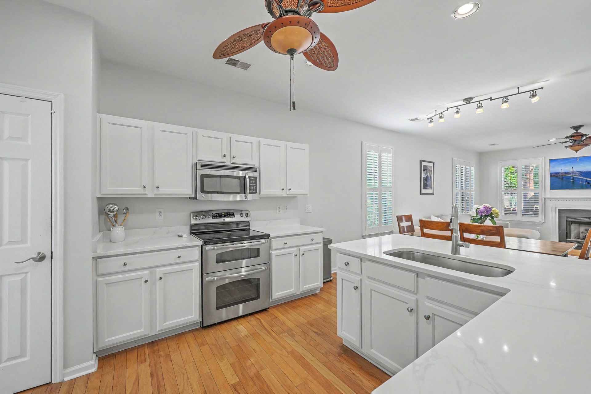 1728 Alan Brooke Drive Photo 11