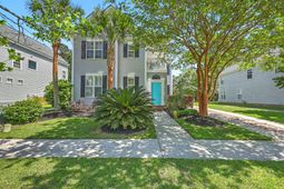 1728 Alan Brooke Drive photo 4