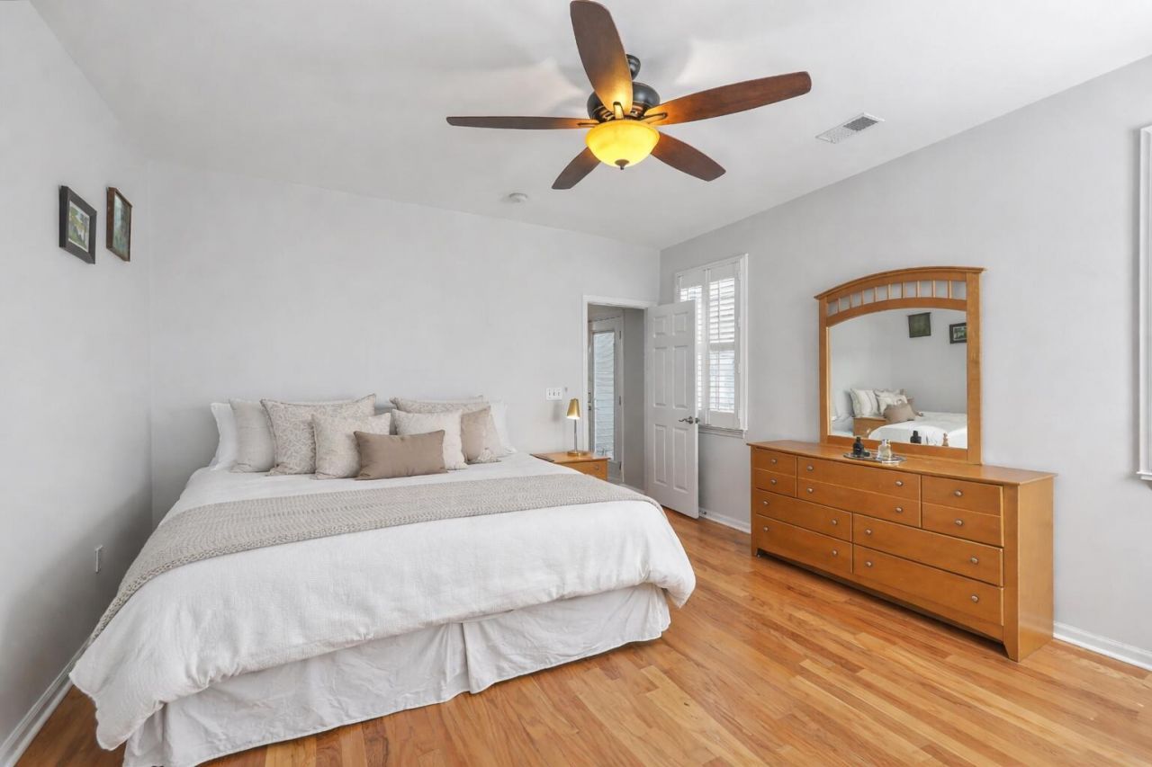 1728 Alan Brooke Drive Photo 21