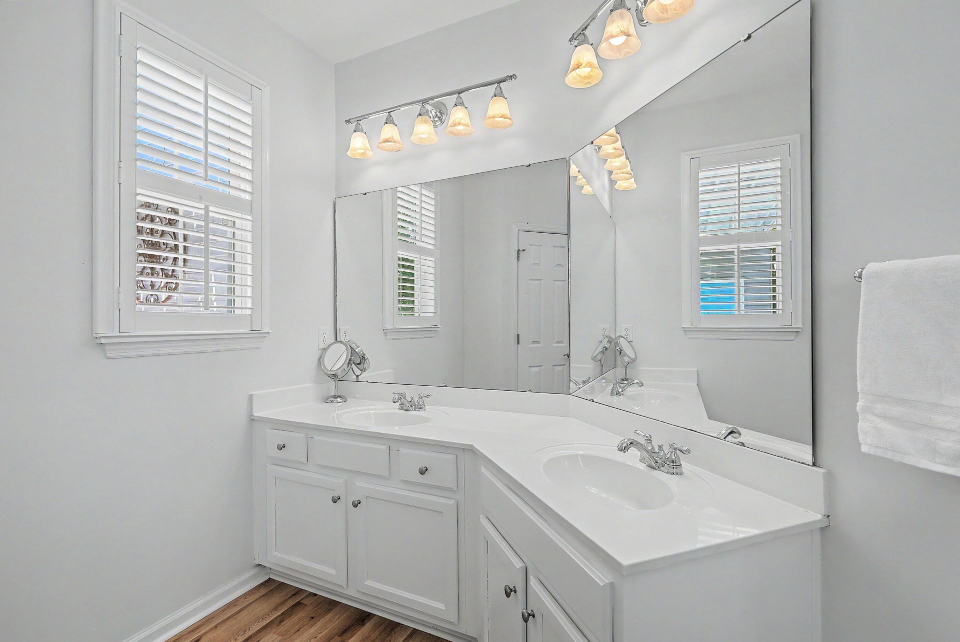1728 Alan Brooke Drive Photo 28