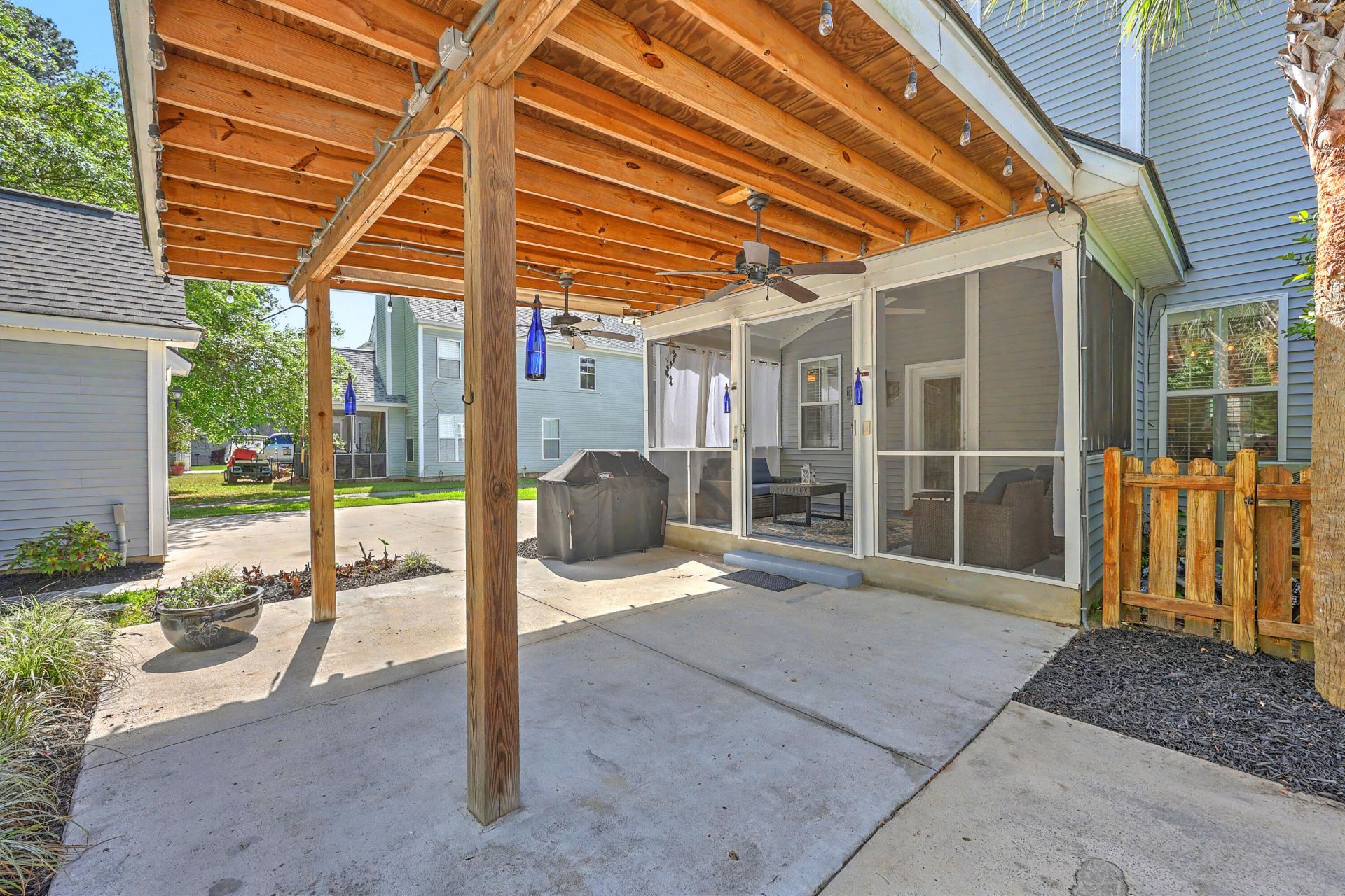 1728 Alan Brooke Drive Photo 43