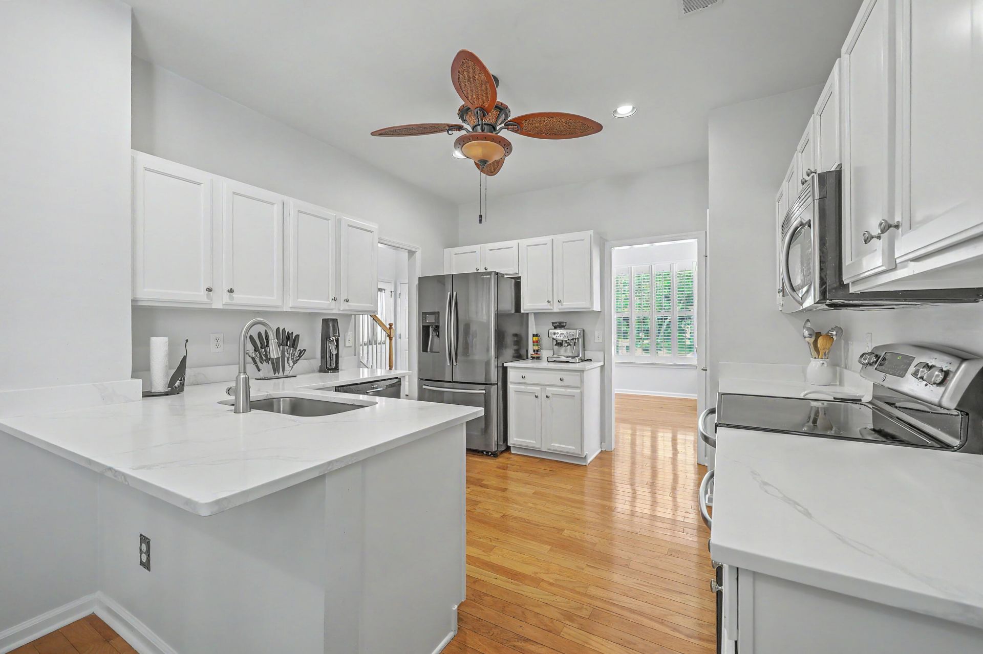 1728 Alan Brooke Drive Photo 8