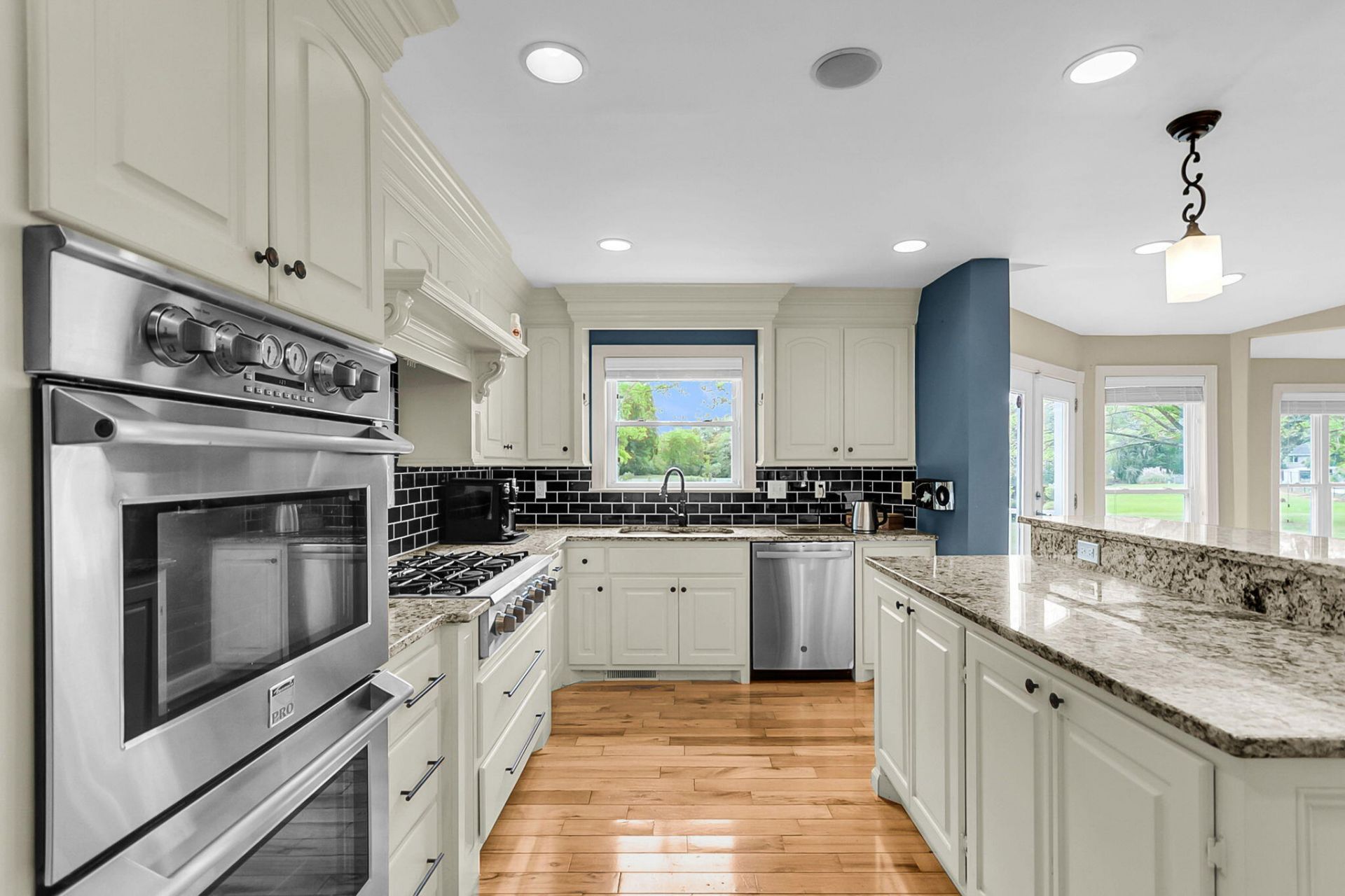 7 Forest Creek Court Photo 12