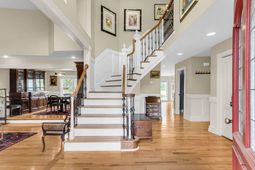 7 Forest Creek Court photo 4