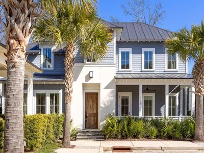 1124 Fulton Hall Lane, Mount Pleasant, SC 29466