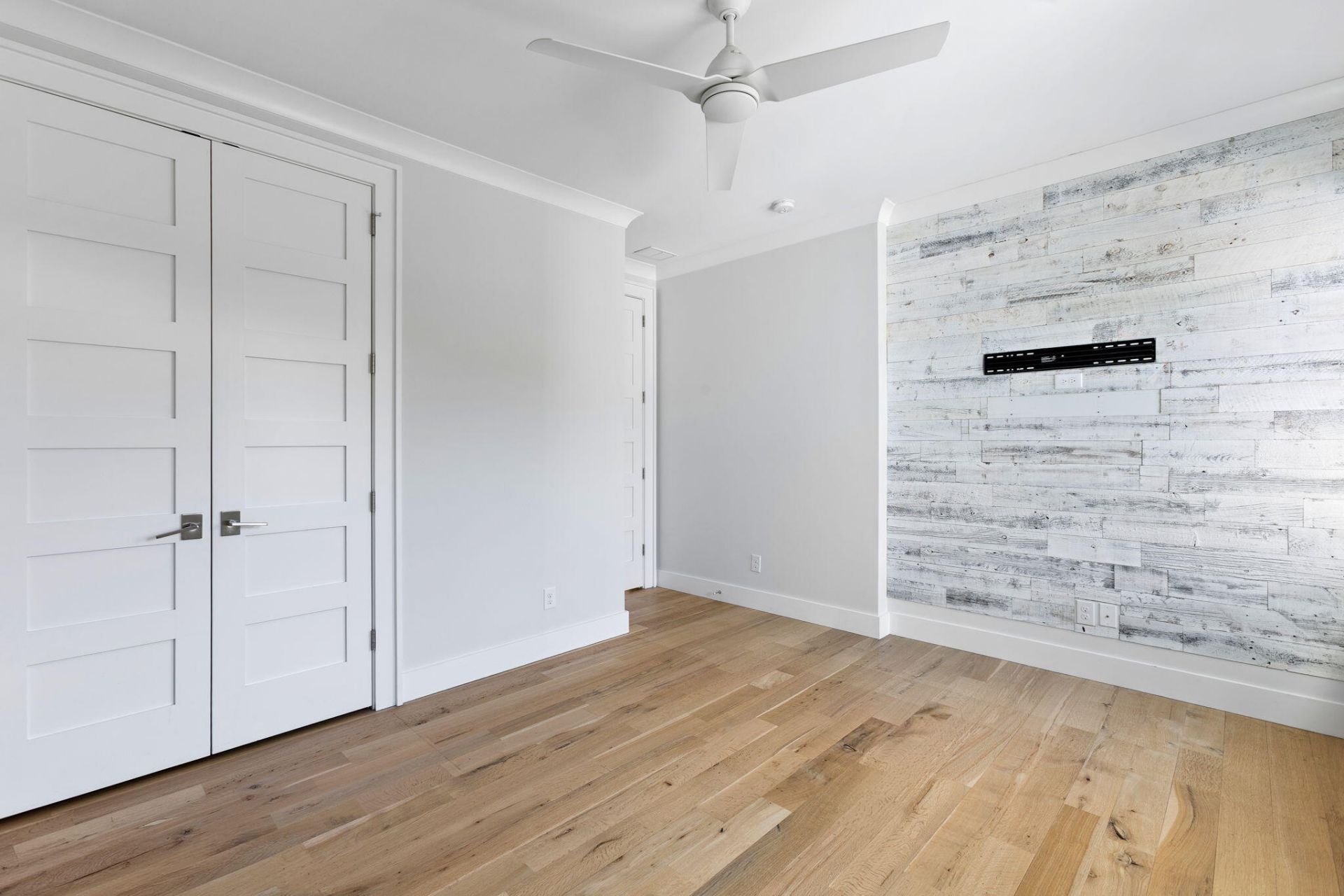 1124 Fulton Hall Lane Photo 32