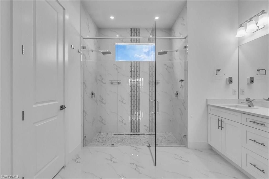 116 SE 5th Pl, Cape Coral, FL 33990 Photo