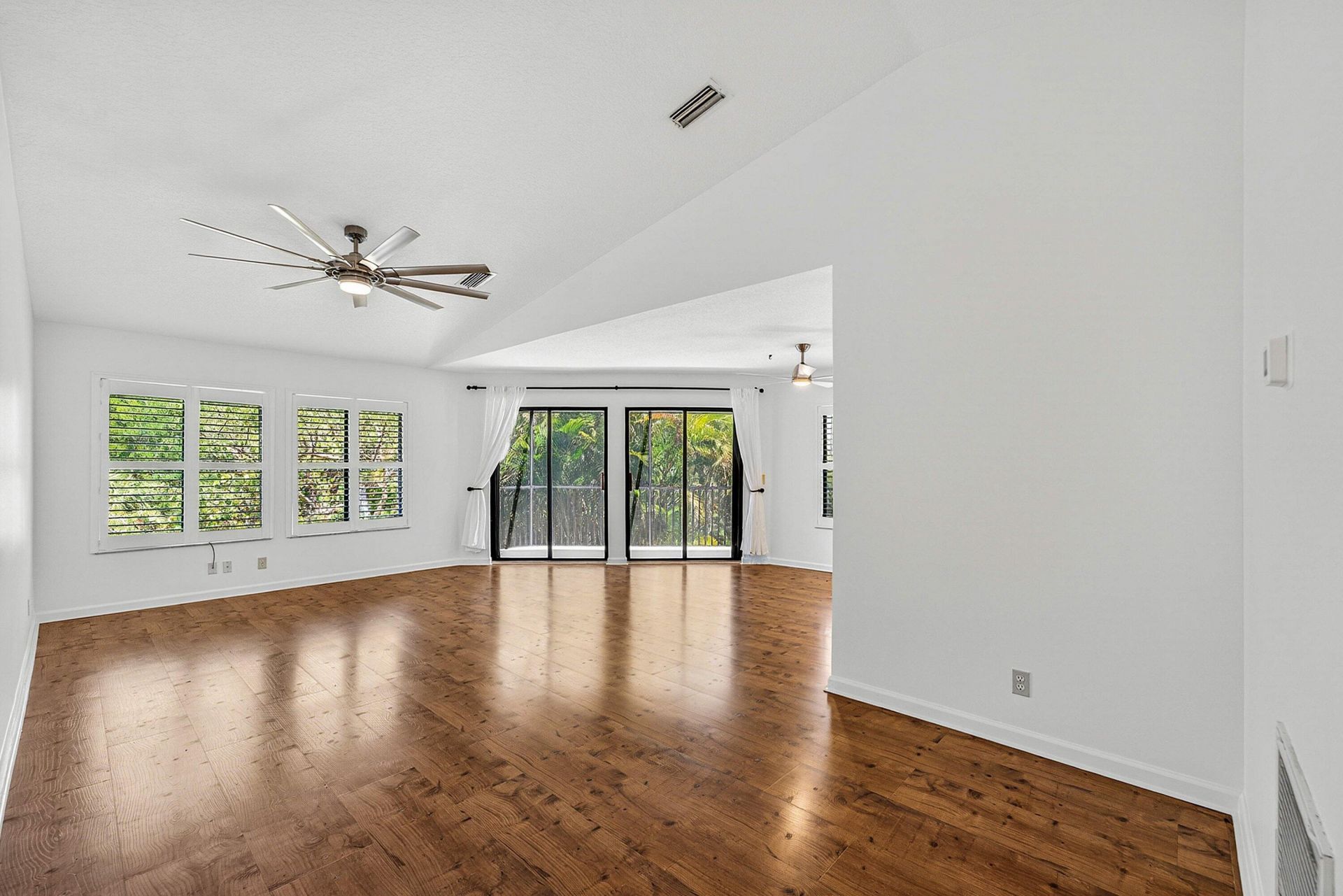 5662 SE Schooner Oaks Way, Stuart, FL 34997 Photo