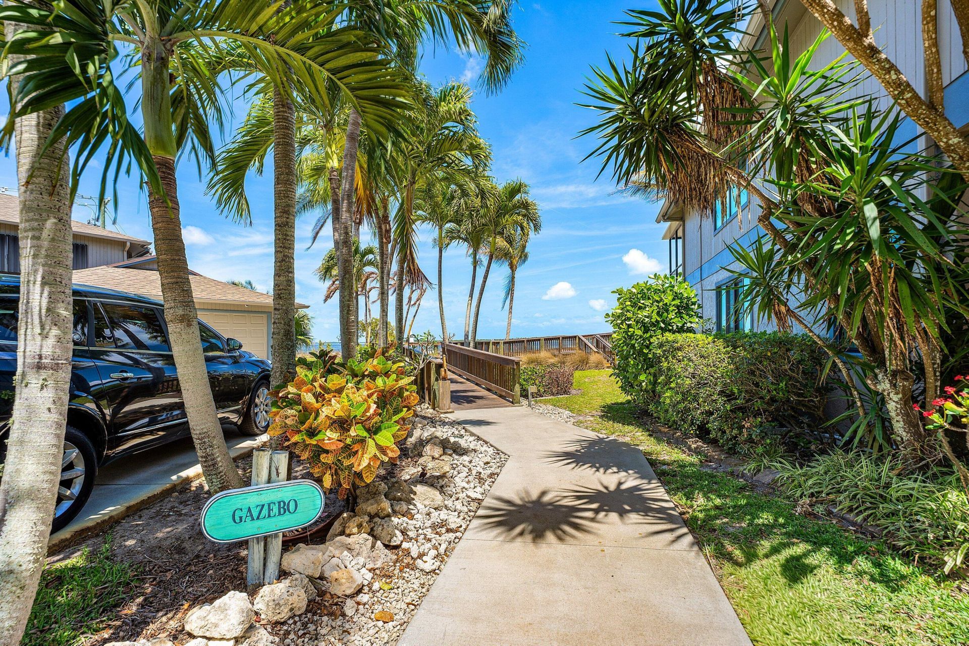 5662 SE Schooner Oaks Way, Stuart, FL 34997 Photo