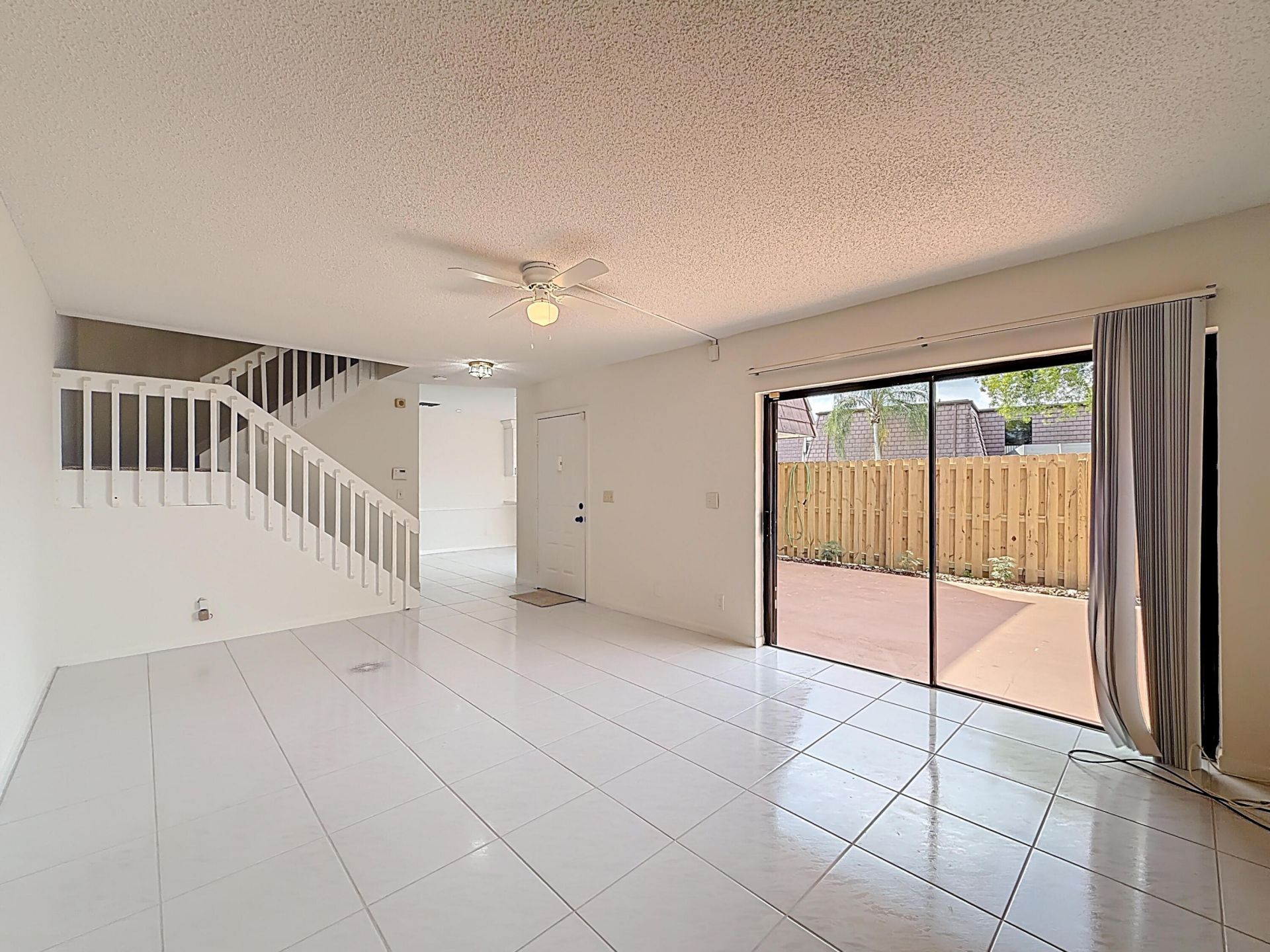 7496 E Courtyard Run E, Unit 35, Boca Raton, FL 33433 Photo