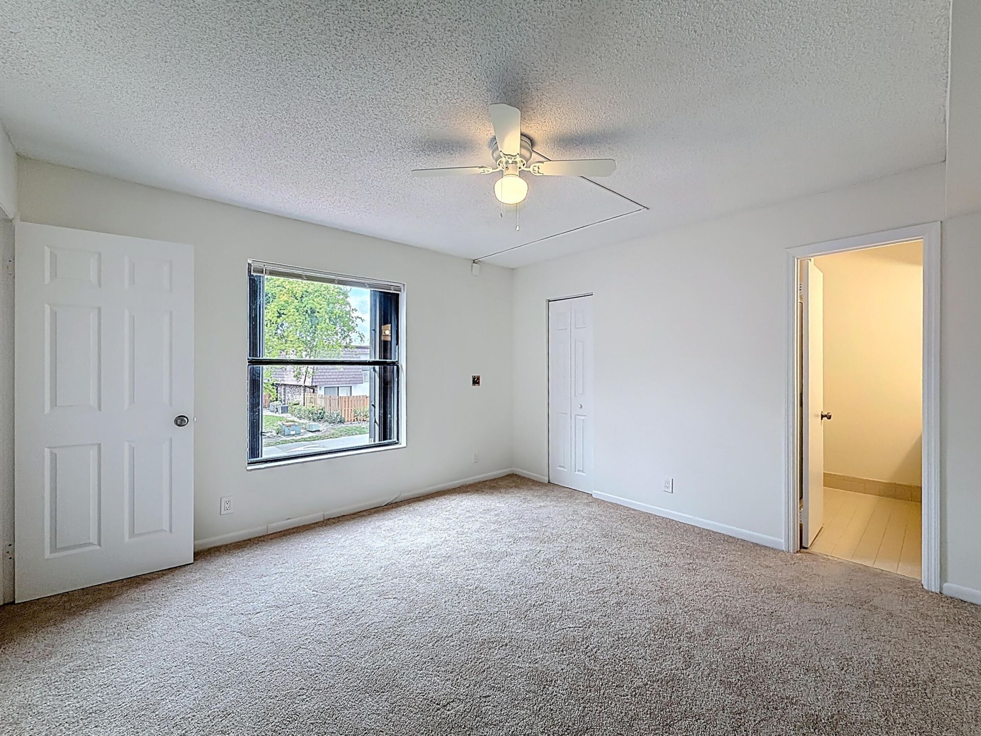 7496 E Courtyard Run E, Unit 35, Boca Raton, FL 33433 Photo