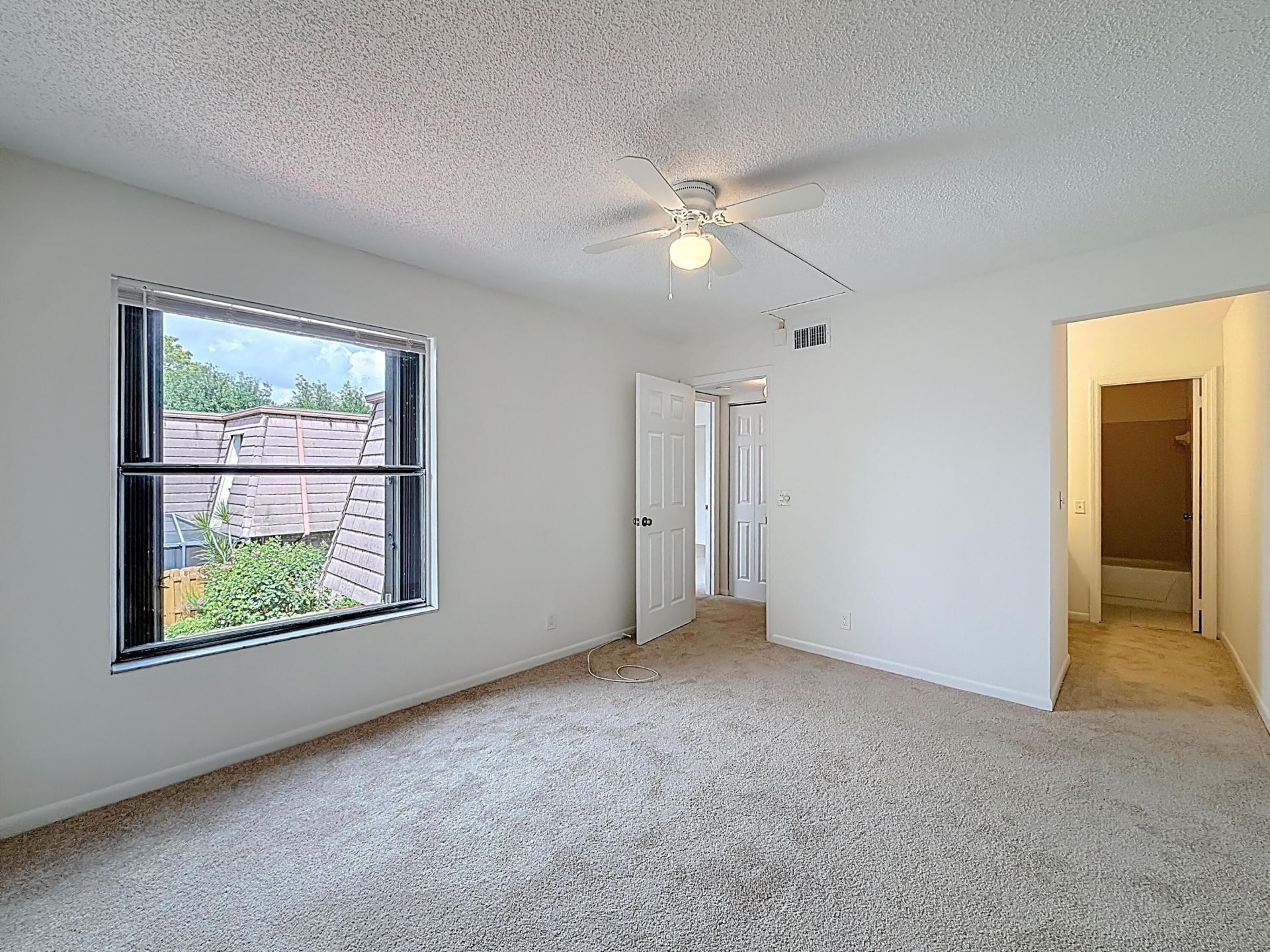 7496 E Courtyard Run E, Unit 35, Boca Raton, FL 33433 Photo