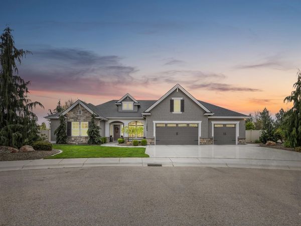 1864 N Heirloom Pl, Eagle, ID 83616