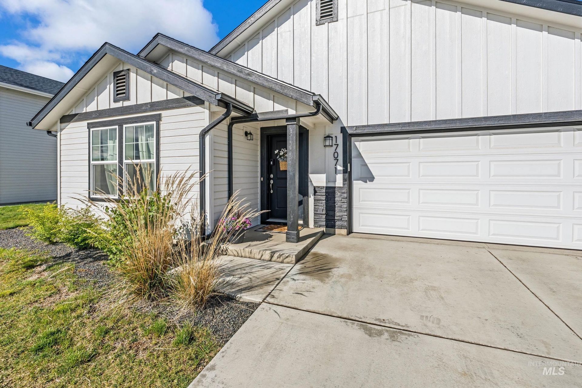 17071 N Quebec Ave, Nampa, ID 83687 Main Photo