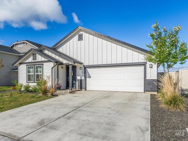 17071 N Quebec Ave, Nampa, ID 83687