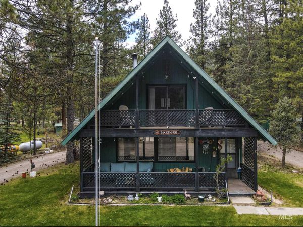 10 Bransons Dr, Lowman, ID 83637