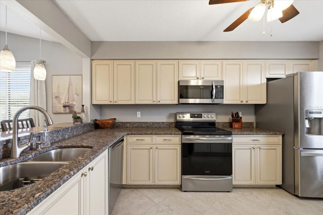 6010 28th Street W, Bradenton, FL 34207 Photo