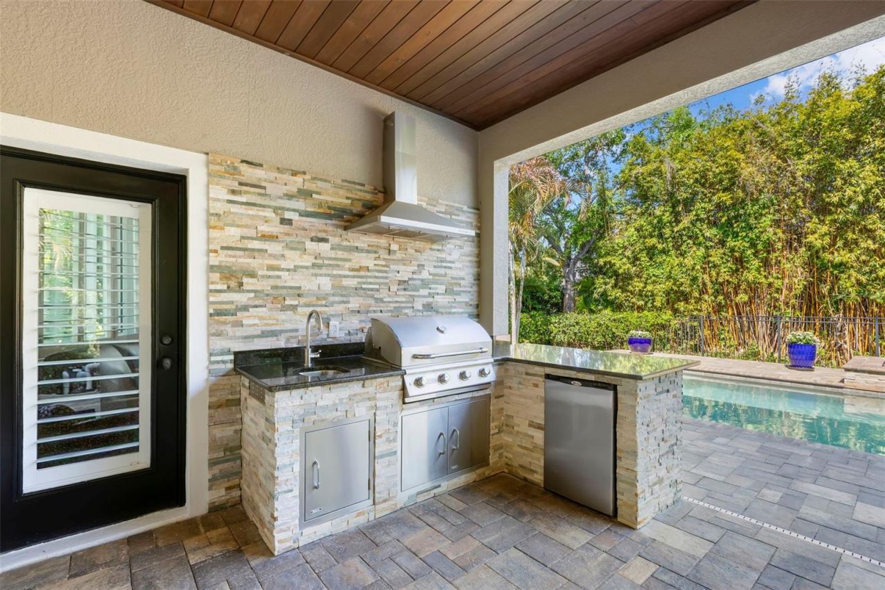 12003 San Chaliford Court, Tampa, FL 33626 Photo