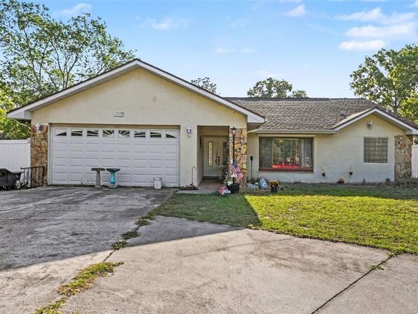 13917 LINDEN DRIVE , SPRING HILL, FL 34609
