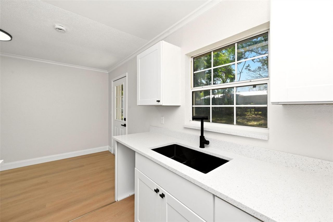 2115 Woodland Boulevard , Leesburg, FL 34748 Photo