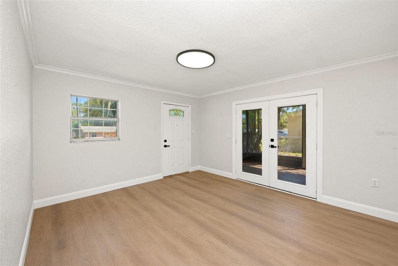 2115 Woodland Boulevard , Leesburg, FL 34748 Photo