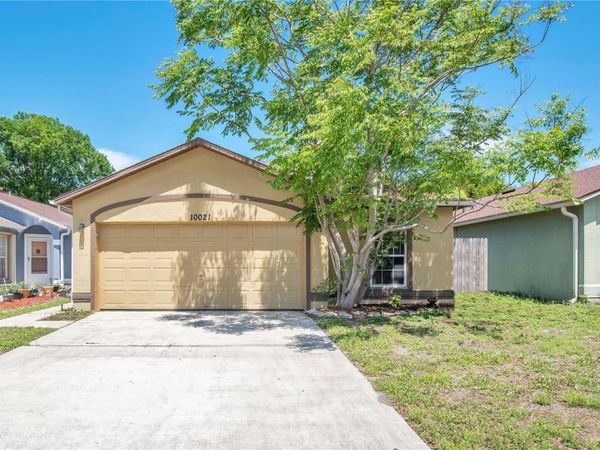 10021 CYPRESS MEADOWS LANE , ORLANDO, FL 32825