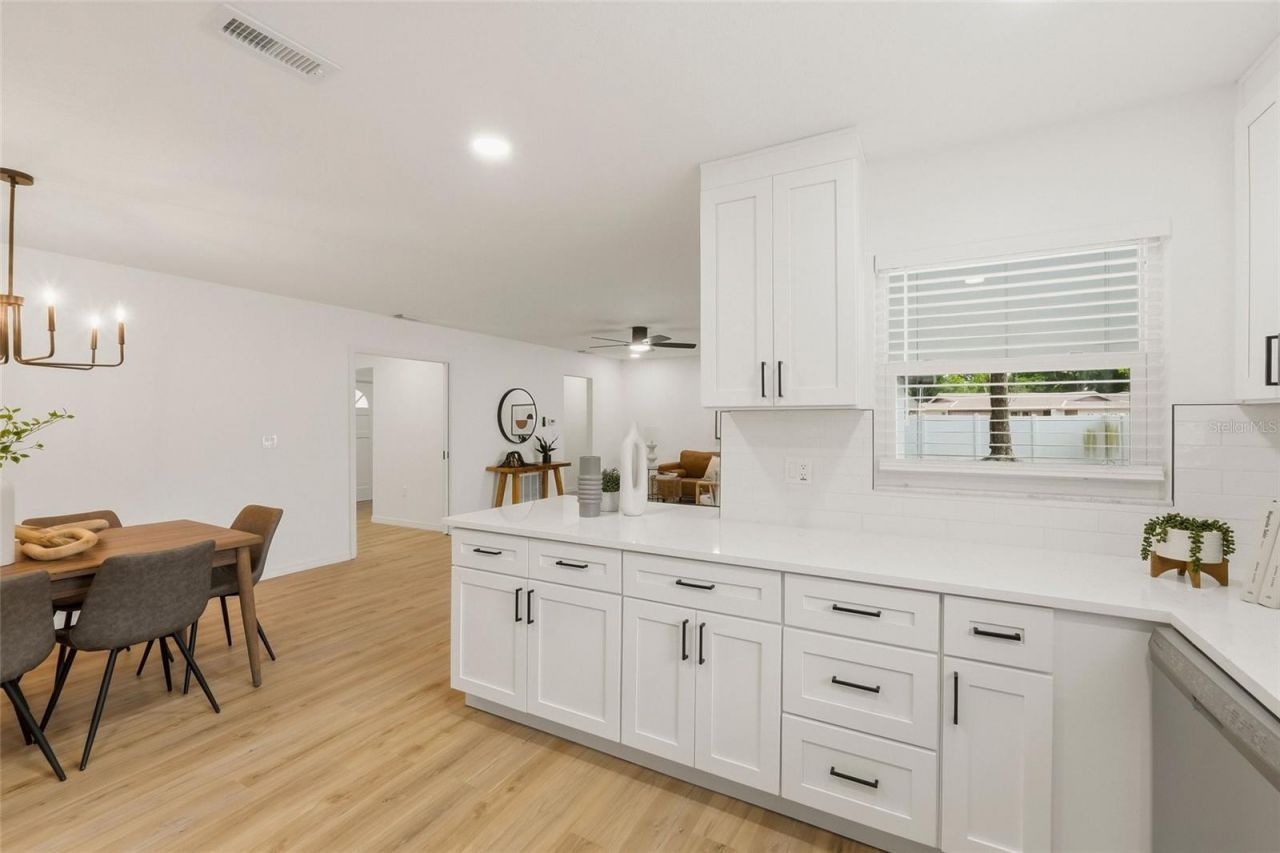 9516 Merrimoor Boulevard, Seminole, FL 33777 Photo