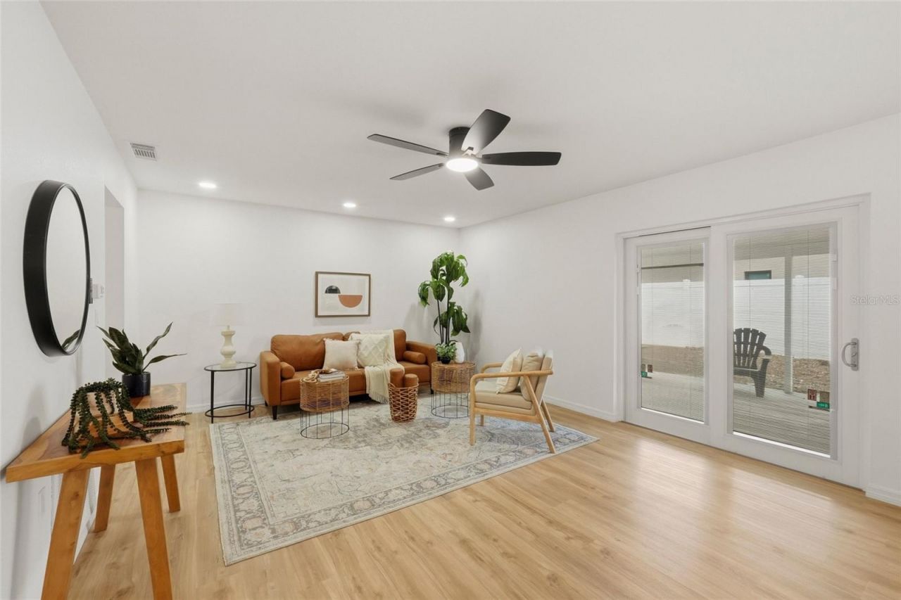9516 Merrimoor Boulevard, Seminole, FL 33777 Photo
