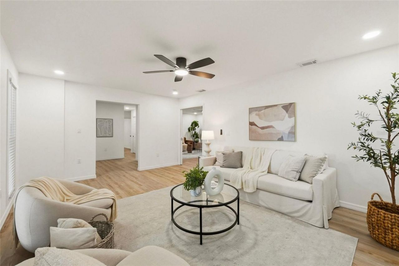 9516 Merrimoor Boulevard, Seminole, FL 33777 Photo