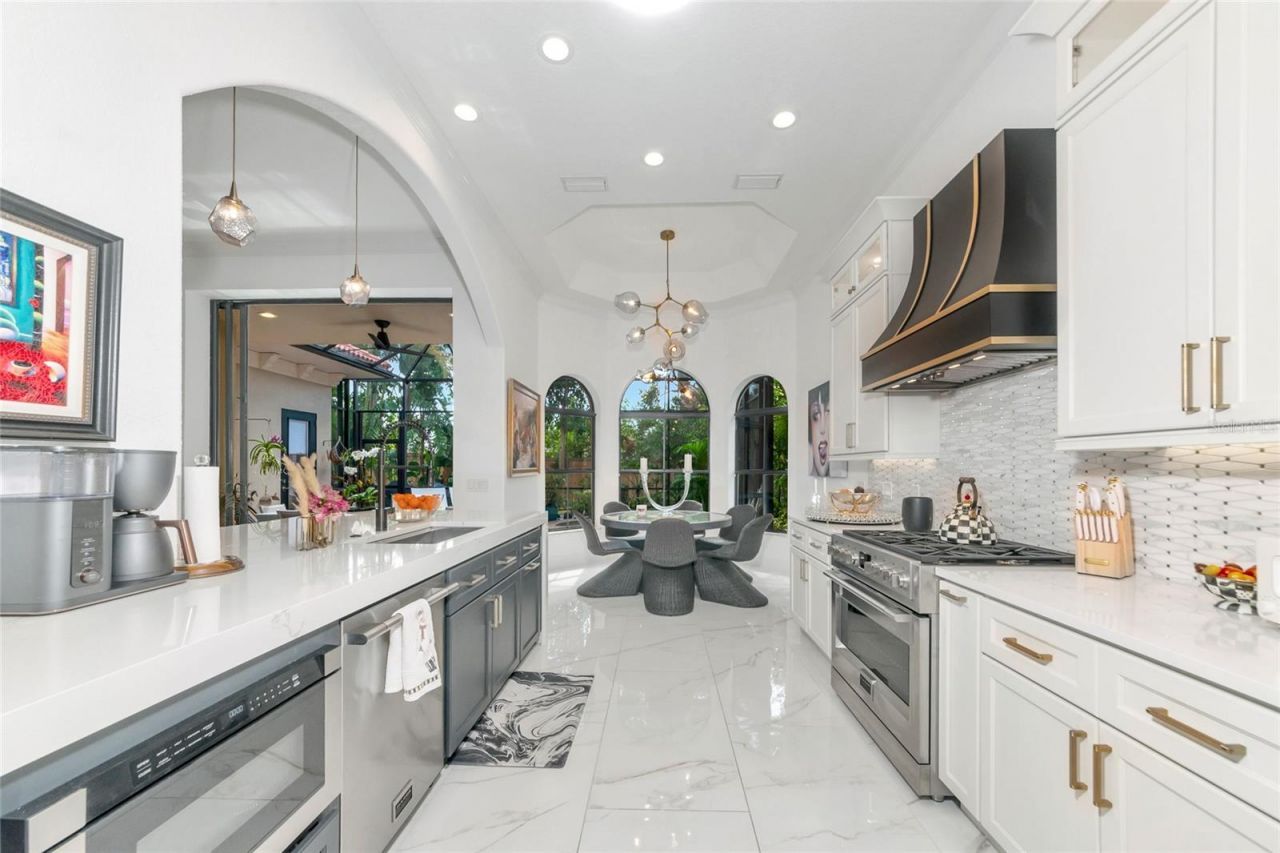 1690 Assisi Drive, Unit 12, Sarasota, FL 34231 Photo