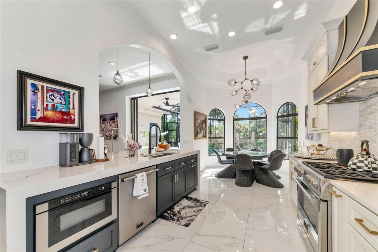 1690 Assisi Drive, Unit 12, Sarasota, FL 34231 Photo