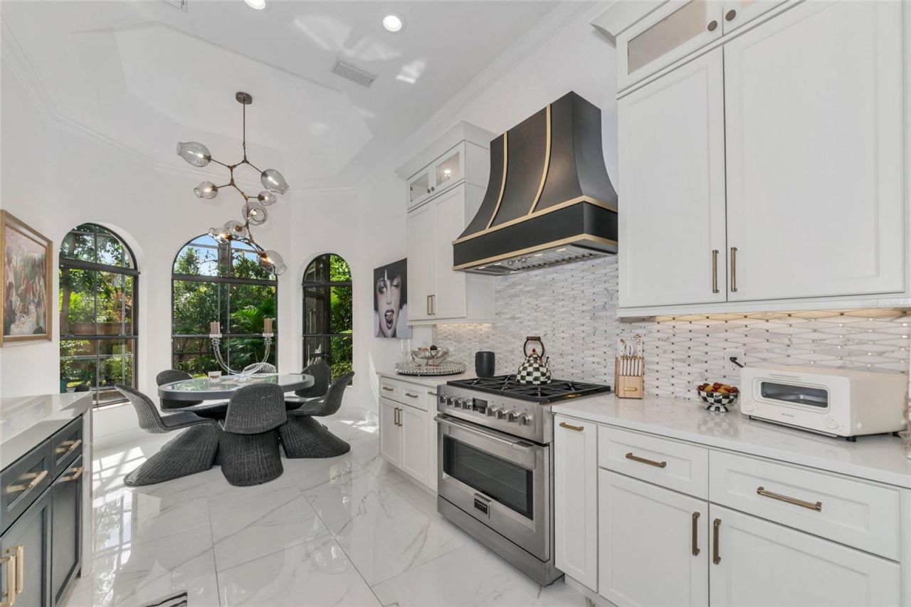 1690 Assisi Drive, Unit 12, Sarasota, FL 34231 Photo