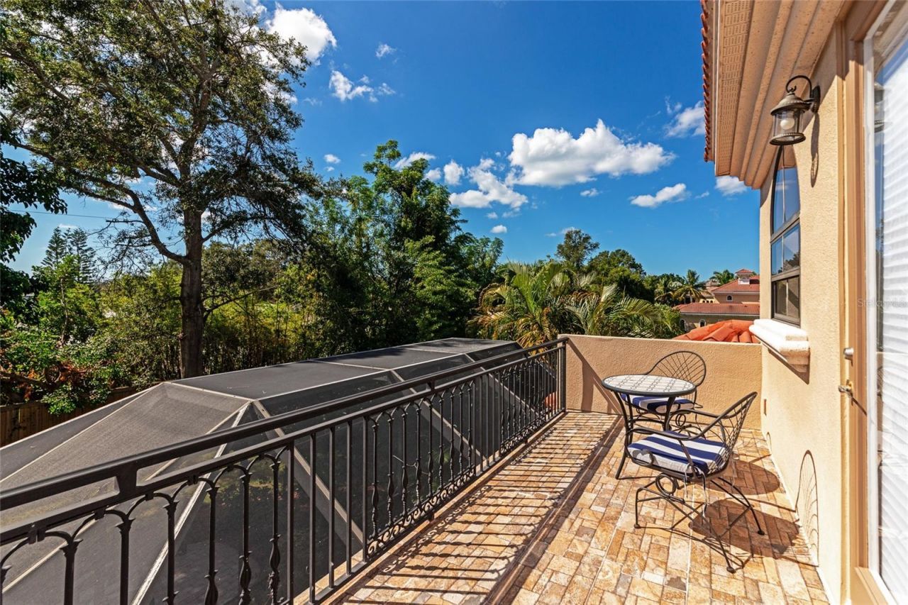 1690 Assisi Drive, Unit 12, Sarasota, FL 34231 Photo