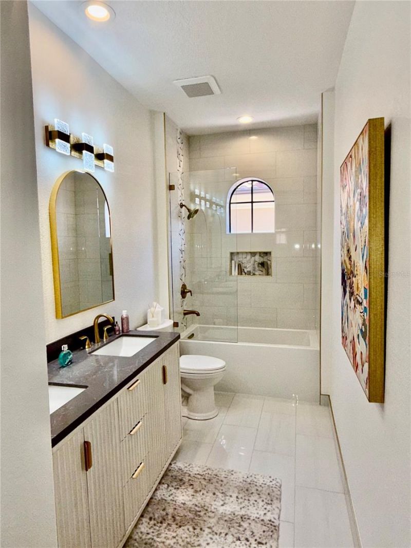 1690 Assisi Drive, Unit 12, Sarasota, FL 34231 Photo