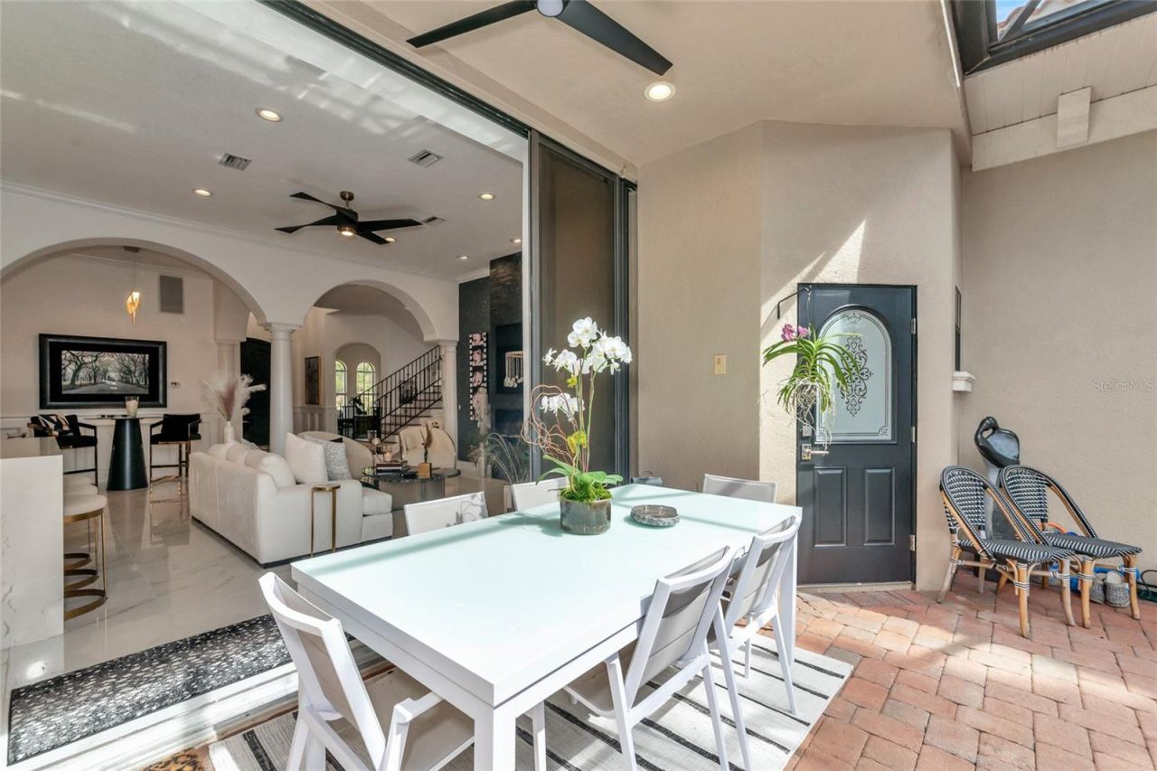 1690 Assisi Drive, Unit 12, Sarasota, FL 34231 Photo