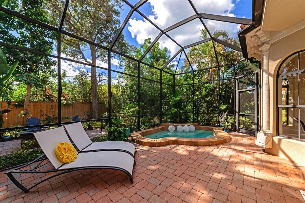 1690 Assisi Drive, Unit 12, Sarasota, FL 34231 Photo