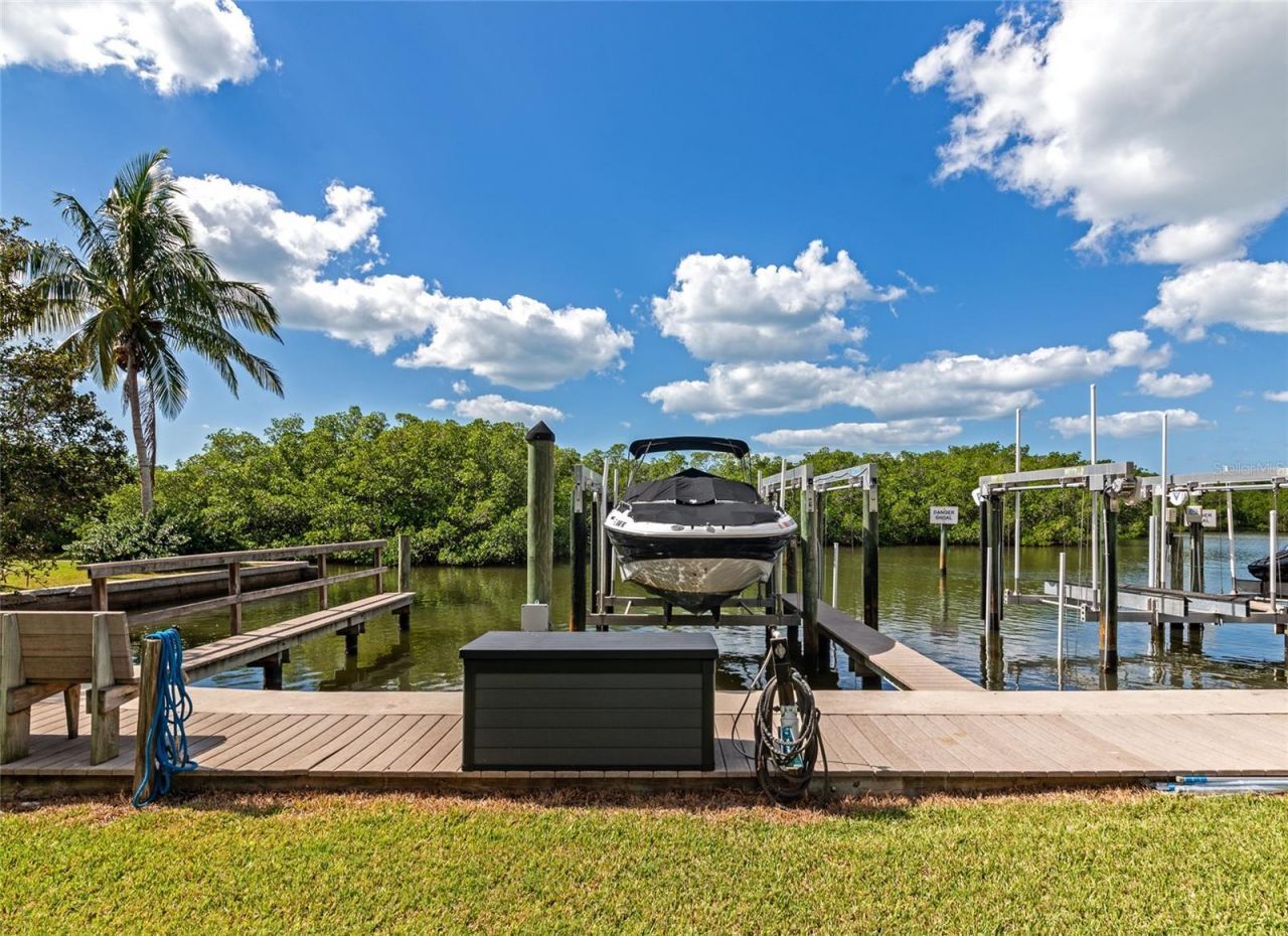 1690 Assisi Drive, Unit 12, Sarasota, FL 34231 Photo