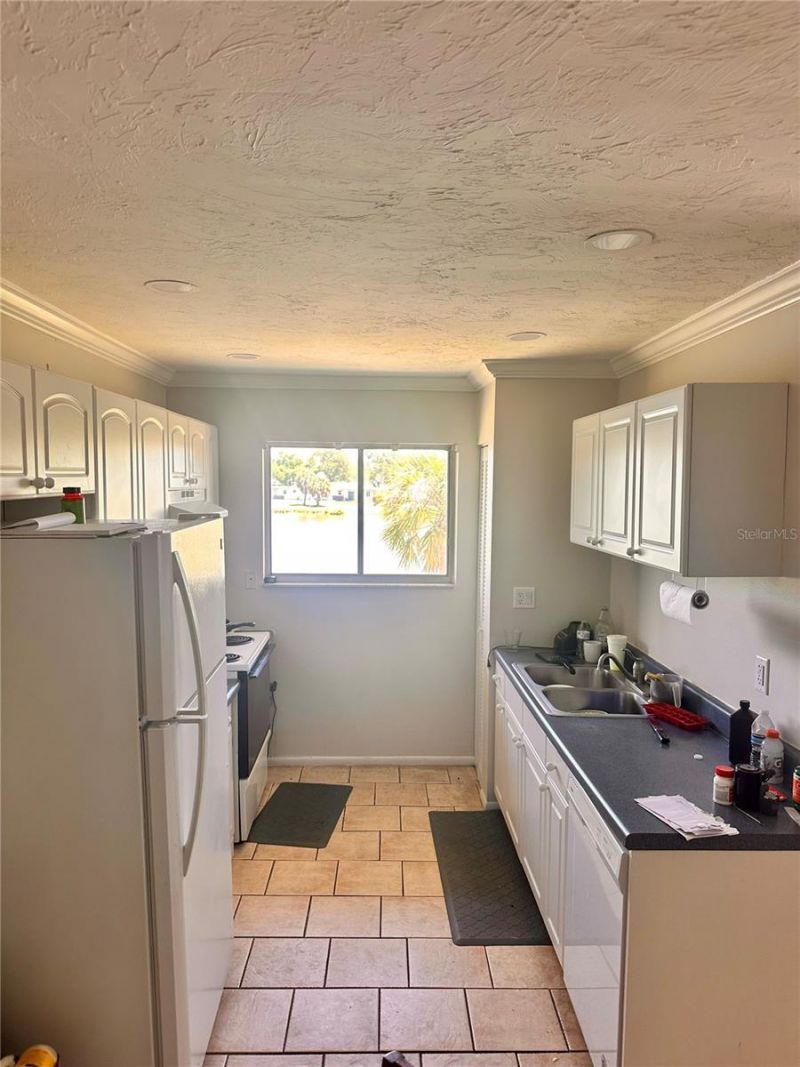 2948 Clark Boulevard, Unit 224, Sarasota, FL 34231 Photo